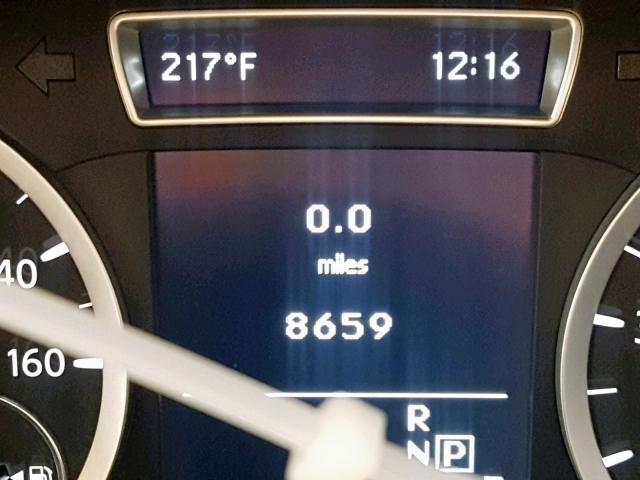 SJKCH5CR9HA022949 - 2017 INFINITI QX30 BASE SILVER photo 8