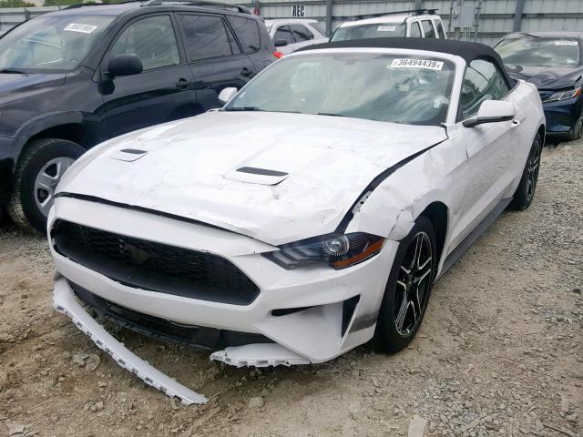 1FATP8UH2J5111022 - 2018 FORD MUSTANG WHITE photo 2
