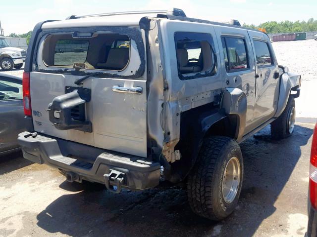 5GTDN13E978227496 - 2007 HUMMER H3 GOLD photo 4