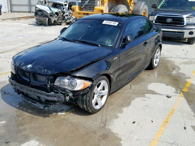 WBAUC9C52BVM09415 - 2011 BMW 135 I BLACK photo 2