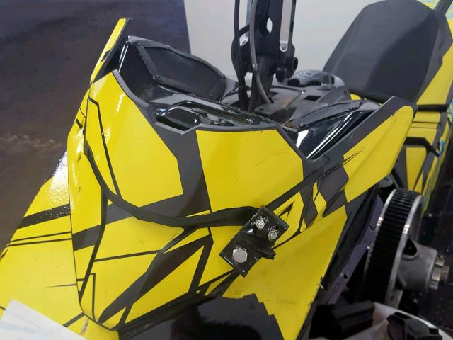 2BPSTMHA1HV000070 - 2017 SKI DOO SUMMIT SP YELLOW photo 12