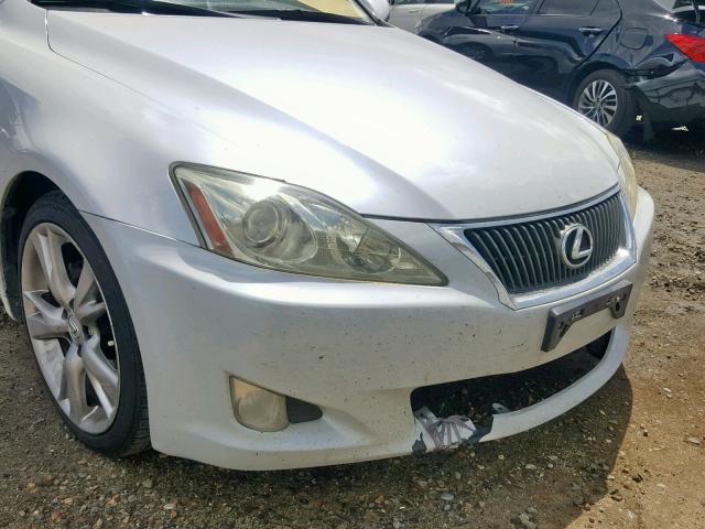 JTHBK262792088343 - 2009 LEXUS IS 250 WHITE photo 9