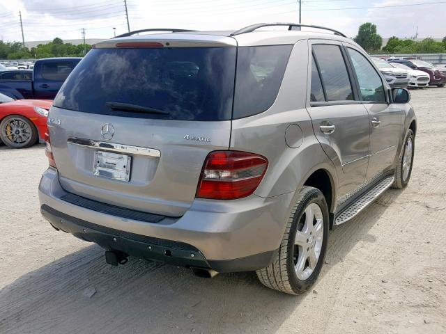 4JGBB75E77A155192 - 2007 MERCEDES-BENZ ML 500 SILVER photo 4