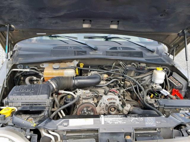 1J4GL58K04W249369 - 2004 JEEP LIBERTY LI TAN photo 7