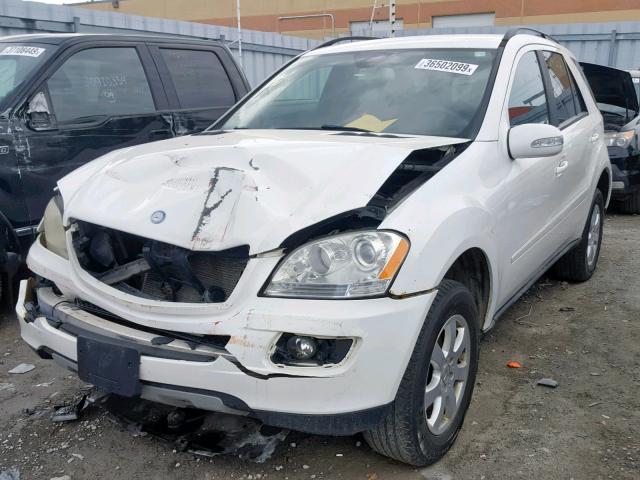 4JGBB86E57A157348 - 2007 MERCEDES-BENZ ML 350 WHITE photo 2