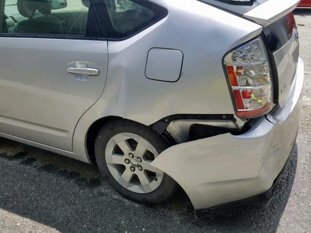 JTDKB20U477627299 - 2007 TOYOTA PRIUS SILVER photo 9