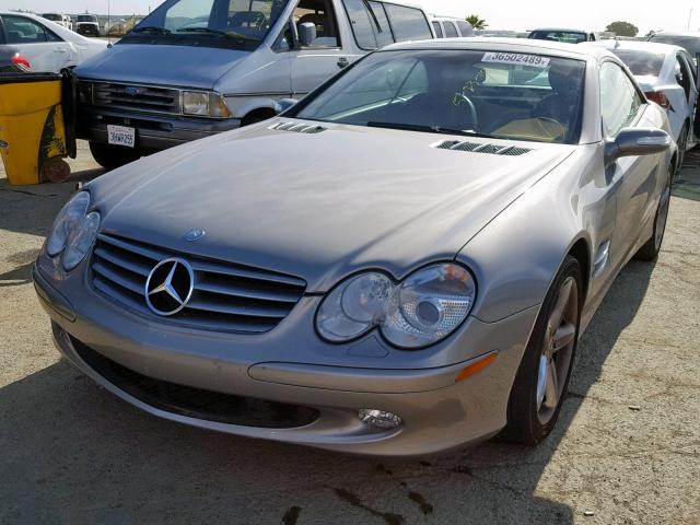 WDBSK75F04F078854 - 2004 MERCEDES-BENZ SL 500 SILVER photo 2