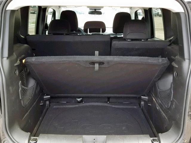 ZACCJBAB0JPJ16037 - 2018 JEEP RENEGADE S 黑色 照片 9