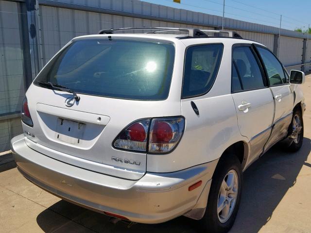 JTJGF10U010085619 - 2001 LEXUS RX 300 WHITE photo 4