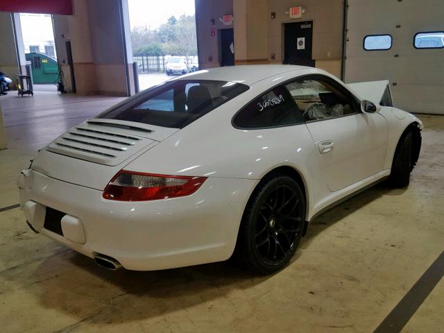 WP0AA29988S710598 - 2008 PORSCHE 911 CARRER WHITE photo 4