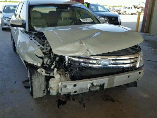 1FAHP24W68G118068 - 2008 FORD TAURUS SEL CREAM photo 9