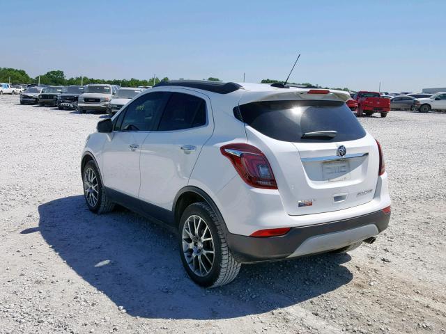 KL4CJ1SB5JB584569 - 2018 BUICK ENCORE SPO WHITE photo 3