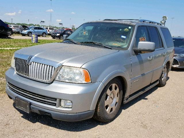 5LMFU27596LJ10735 - 2006 LINCOLN NAVIGATOR ვერცხლისფერი ფოტო 2