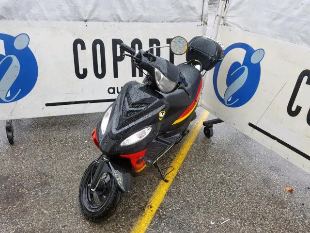 LL0TCAPH0JY682795 - 2018 YN SCOOTER BLACK photo 2