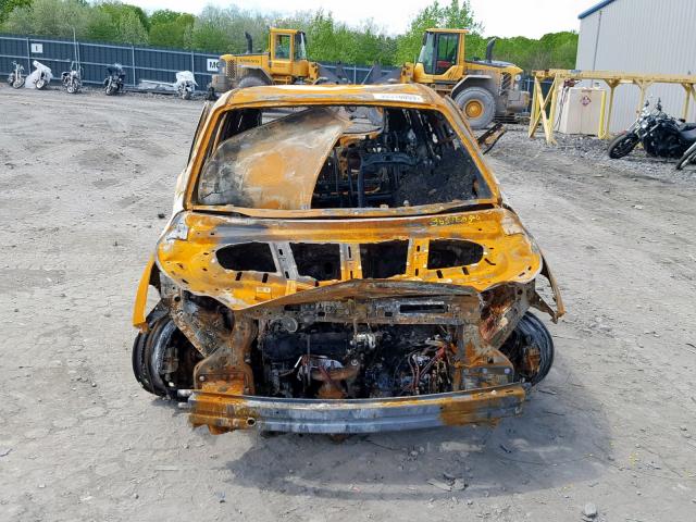 KNDMB5C1XJ6398605 - 2018 KIA SEDONA LX BURN photo 9