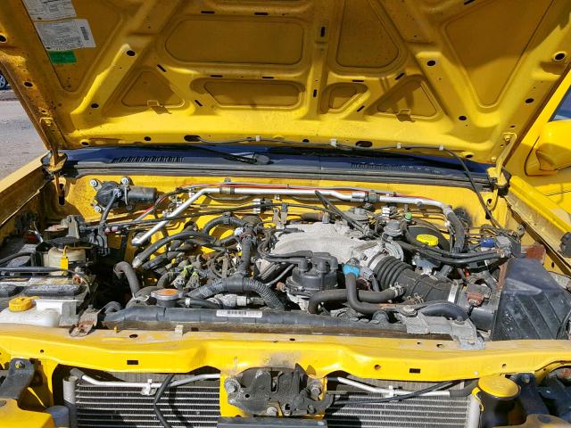 1N6ED29Y43C421962 - 2003 NISSAN FRONTIER C YELLOW photo 7