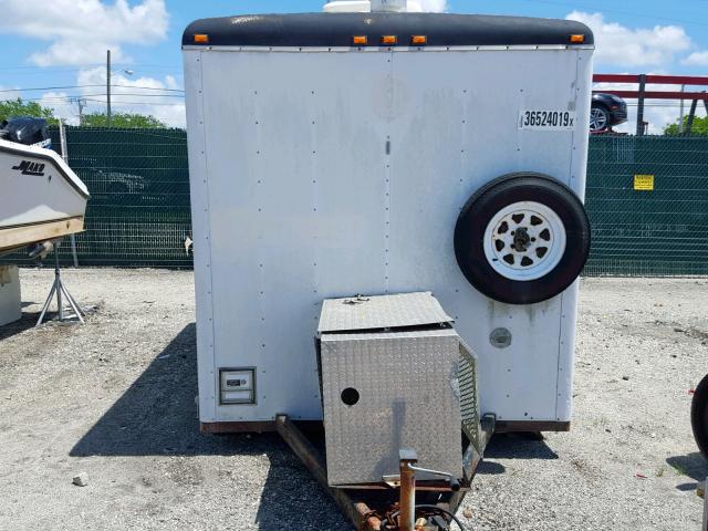 1WC200E28T3032178 - 1996 WELLS CARGO TRAILER WHITE photo 2