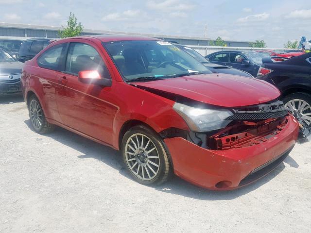 1FAHP33N29W207755 - 2009 FORD FOCUS SES RED photo 1