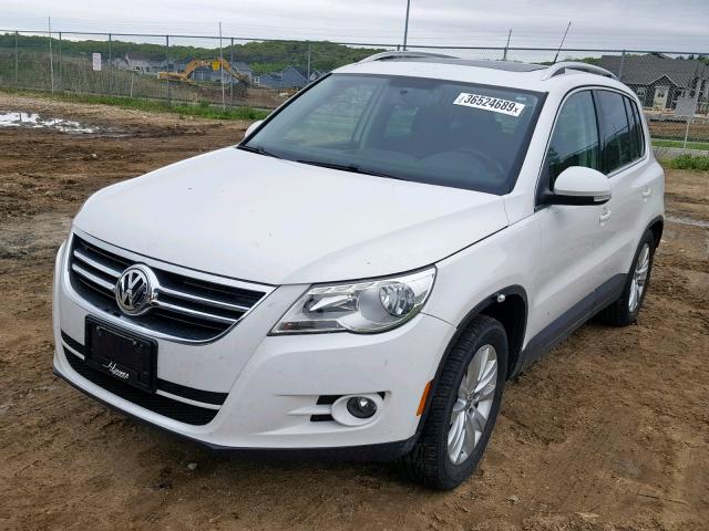 WVGBV75N69W515503 - 2009 VOLKSWAGEN TIGUAN SE WHITE photo 2