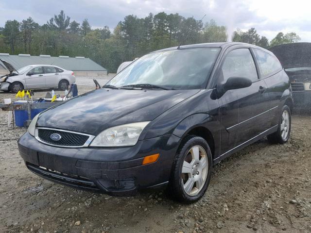 1FAHP31N96W218086 - 2006 FORD FOCUS ZX3 BLACK photo 2