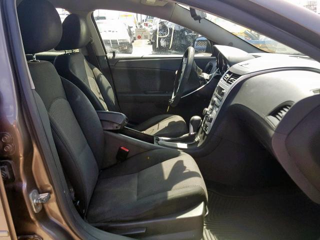 1G1ZC5E09CF114304 - 2012 CHEVROLET MALIBU 1LT GRAY photo 5