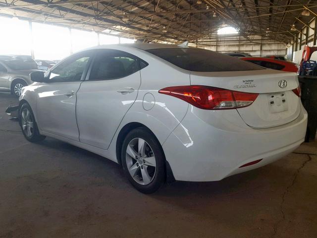 5NPDH4AE9DH286385 - 2013 HYUNDAI ELANTRA GL WHITE photo 3