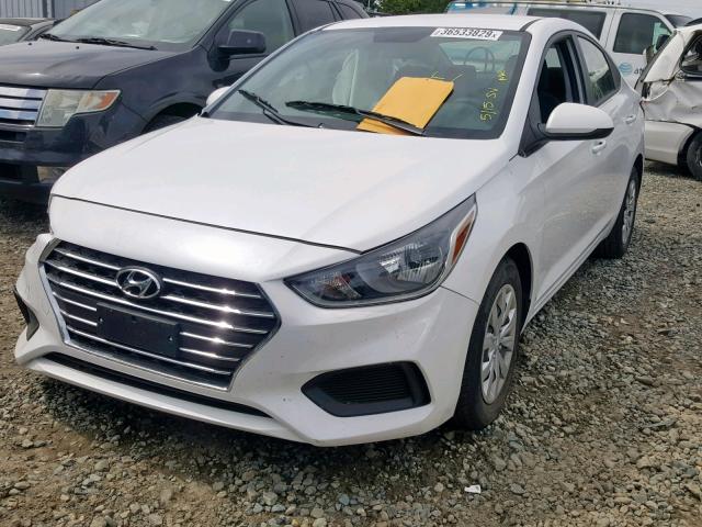 3KPC24A32KE071685 - 2019 HYUNDAI ACCENT SE WHITE photo 2