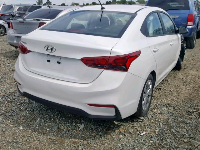 3KPC24A32KE071685 - 2019 HYUNDAI ACCENT SE WHITE photo 4