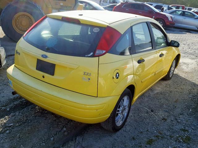 3FAFP37393R152781 - 2003 FORD FOCUS ZX5 YELLOW photo 4