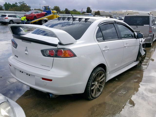 JA32U2FU6HU008027 - 2017 MITSUBISHI LANCER ES WHITE photo 4