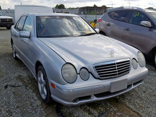 WDBJF65J61B314327 - 2001 MERCEDES-BENZ E 320 SILVER photo 1