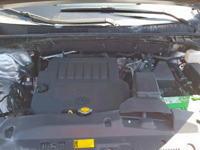 5TDZKRFH0ES020529 - 2014 TOYOTA HIGHLANDER 银色 照片 7