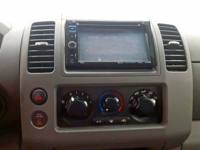 1N6AD07W38C428512 - 2008 NISSAN FRONTIER C WHITE photo 9