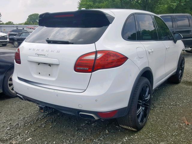 WP1AB2A25CLA46337 - 2012 PORSCHE CAYENNE S WHITE photo 4