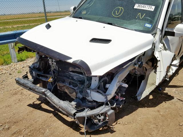 1C6RR7MT4ES264237 - 2014 RAM 1500 SPORT WHITE photo 9