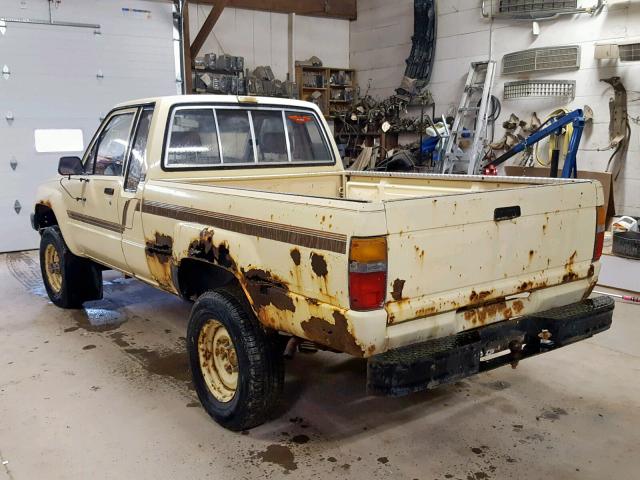 JT4RN66P1F5096362 - 1985 TOYOTA PICKUP XTR YELLOW photo 3