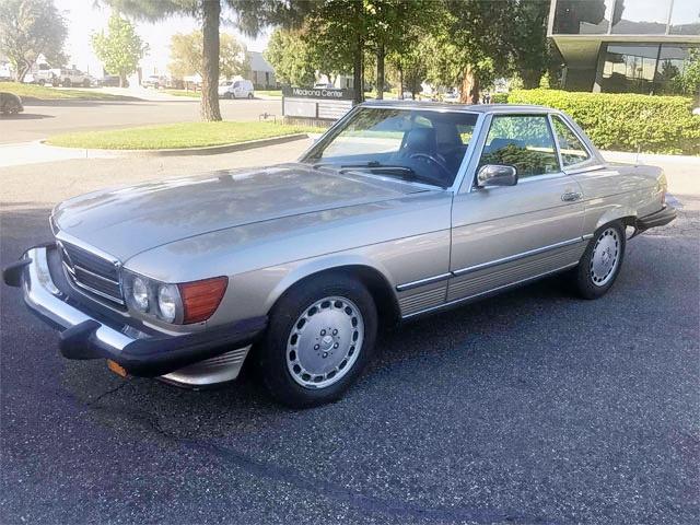 WDBBA48D3KA093712 - 1989 MERCEDES-BENZ 560 SL SILVER photo 2