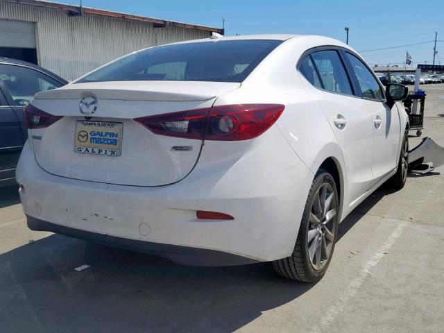 3MZBN1V36JM176131 - 2018 MAZDA 3 TOURING WHITE photo 4