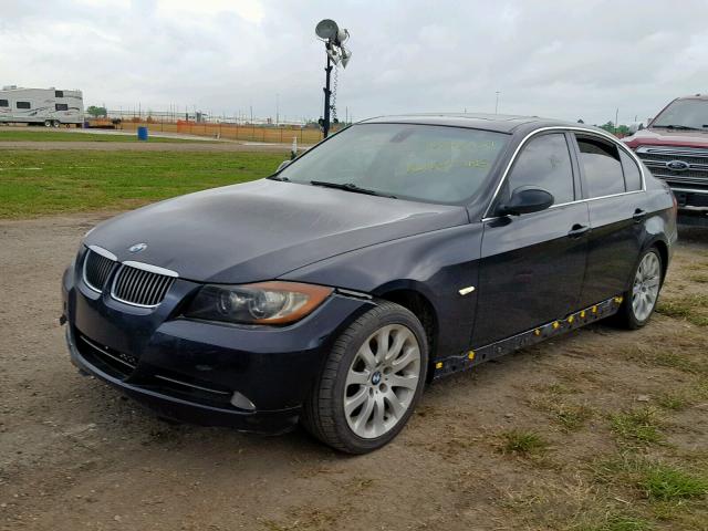 WBAVB33596KR74305 - 2006 BMW 330 I BLACK photo 2