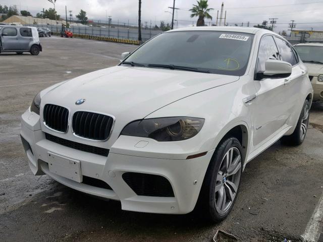5YMGZ0C54CLK14964 - 2012 BMW X6 M WHITE photo 2