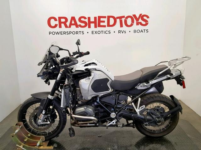 WB10A1204GZ666068 - 2016 BMW R1200 GS A GRAY photo 3