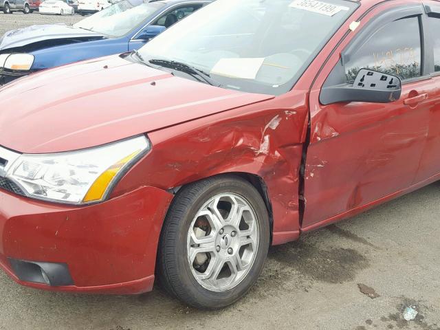 1FAHP36NX9W204680 - 2009 FORD FOCUS SES RED photo 9