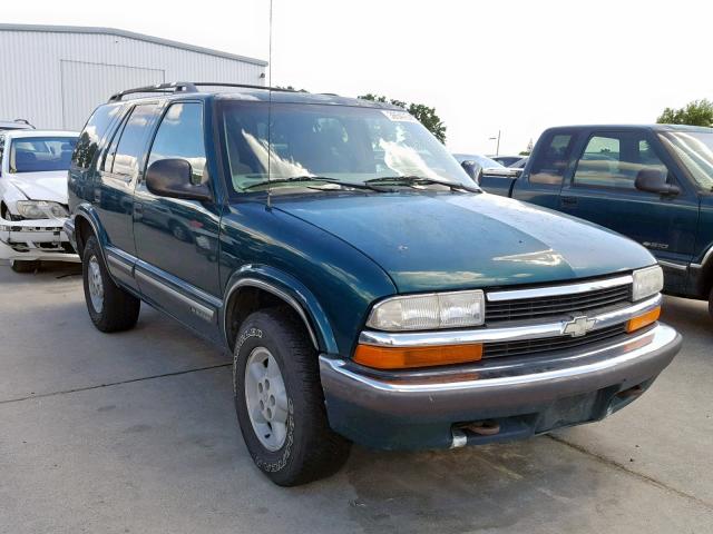 1GNDT13W0W2133134 - 1998 CHEVROLET BLAZER GREEN photo 1