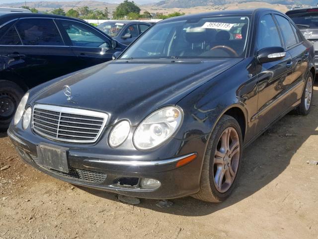 WDBUF56J56A864055 - 2006 MERCEDES-BENZ E 350 BLACK photo 2