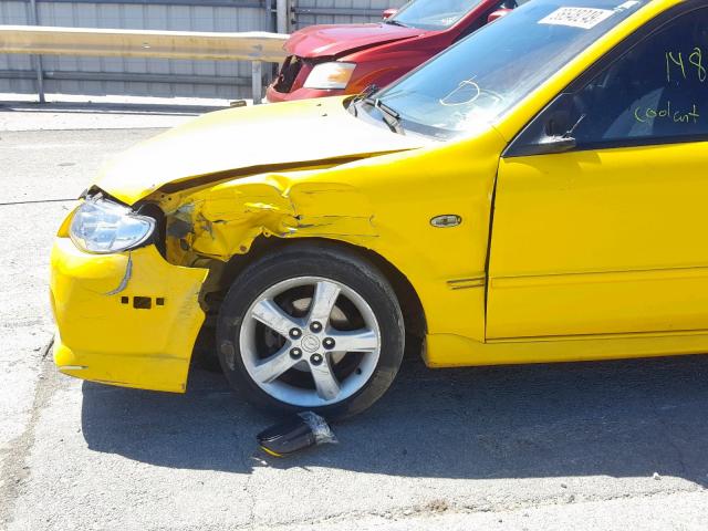 JM1BJ245521629547 - 2002 MAZDA PROTEGE PR YELLOW photo 9