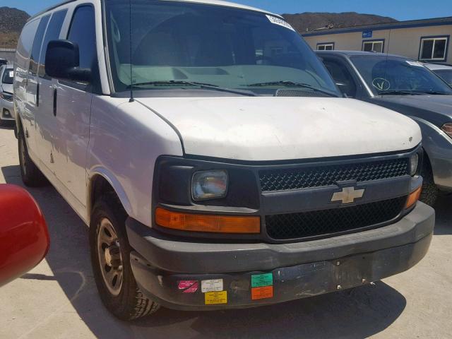 1GCSGAFXXB1132355 - 2011 CHEVROLET EXPRESS G1 WHITE photo 1