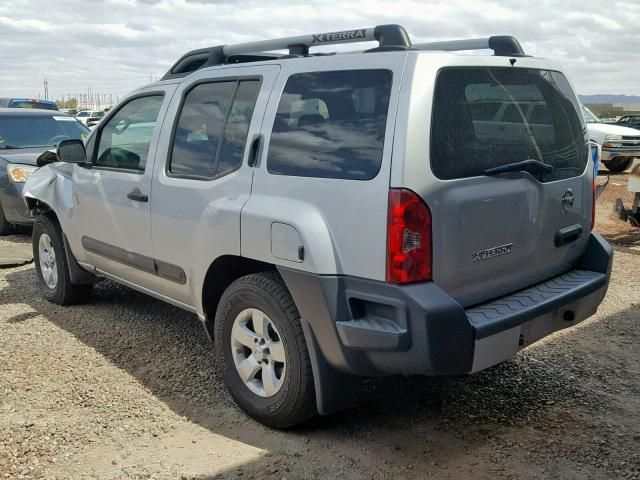 5N1AN0NW3DN811203 - 2013 NISSAN XTERRA X SILVER photo 3