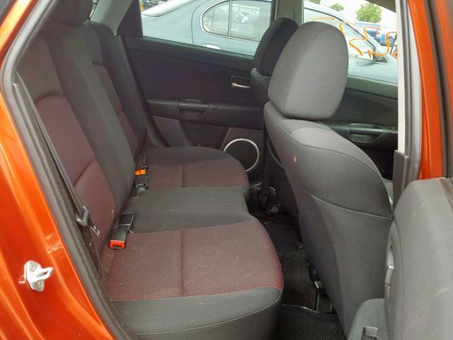 JM1BK143541139487 - 2004 MAZDA 3 HATCHBAC ORANGE photo 6