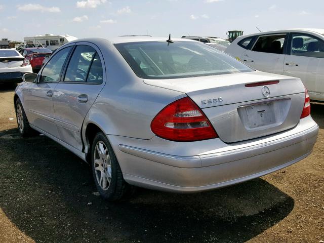 WDBUF65J64A533134 - 2004 MERCEDES-BENZ E 320 SILVER photo 3