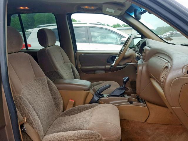 1GNDT13S132219139 - 2003 CHEVROLET TRAILBLAZE TAN photo 5